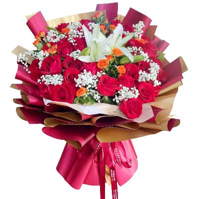 桂林33朵红玫瑰百合，爱如同花般绽放
